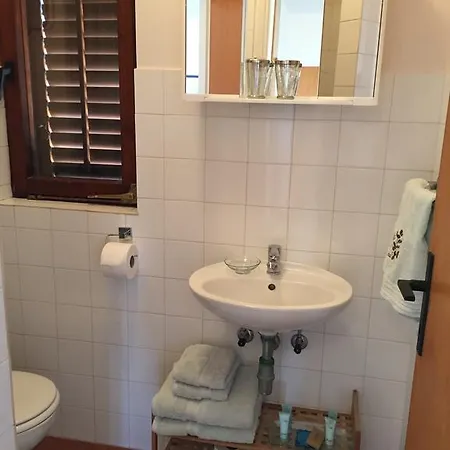 Konukevi Punta Grzan Petrčane