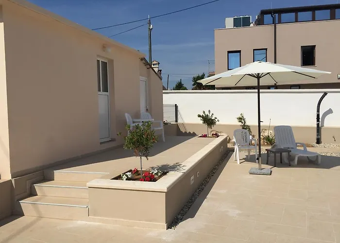 Punta Grzan 3*