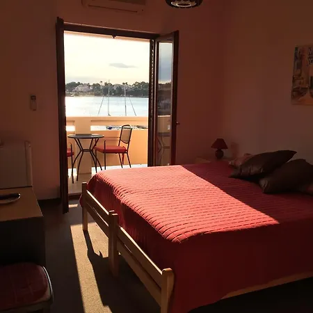 Guest house Punta Grzan