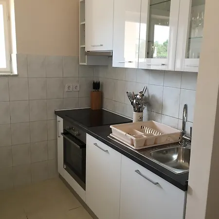 Punta Grzan 3* Petrcane