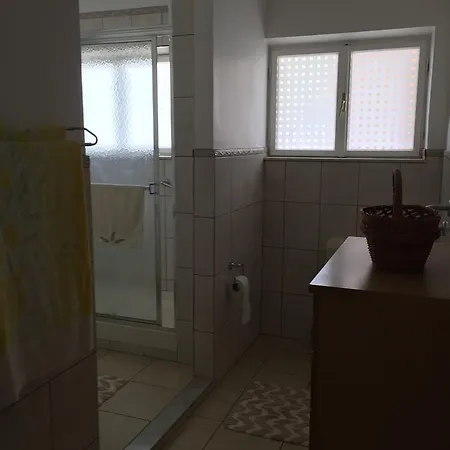Guest house Punta Grzan 3*